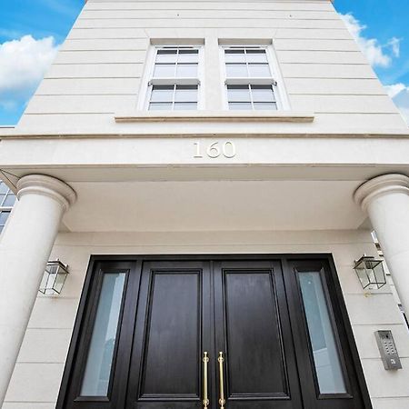 2Br Urban Vista Retreat Chcl F7 Apartamento Chigwell Exterior foto