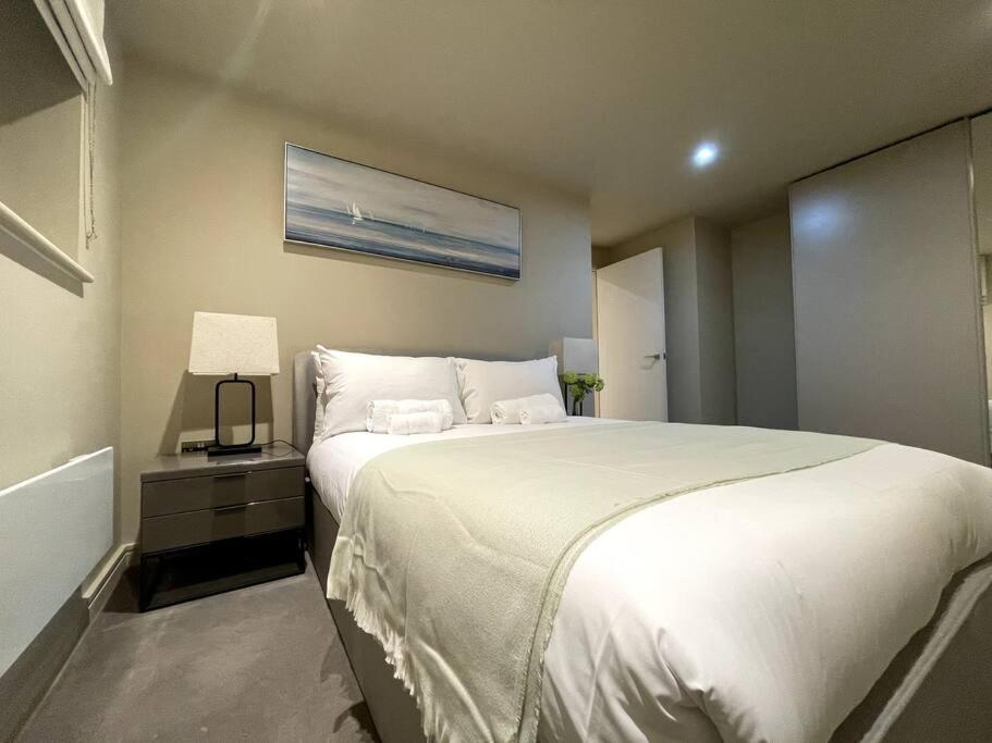 2Br Urban Vista Retreat Chcl F7 Apartamento Chigwell Exterior foto