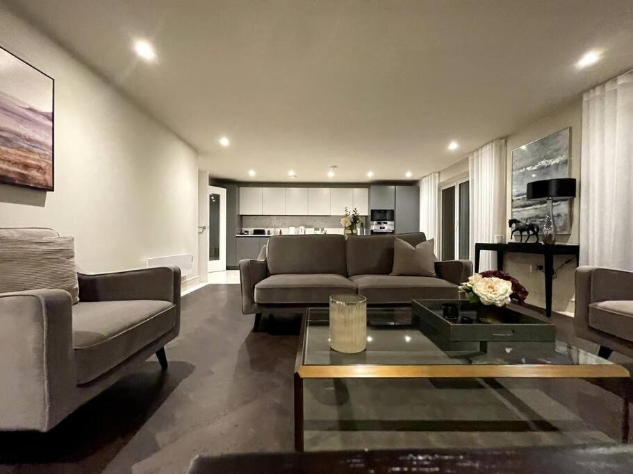 2Br Urban Vista Retreat Chcl F7 Apartamento Chigwell Exterior foto